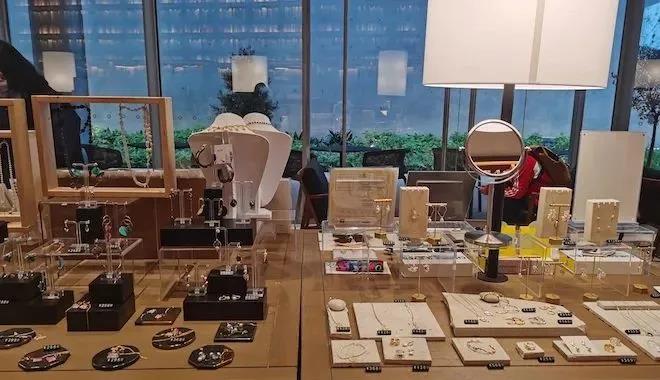书店界「海底捞」，“不卖书”凭什么月入过亿？-壹度创客网